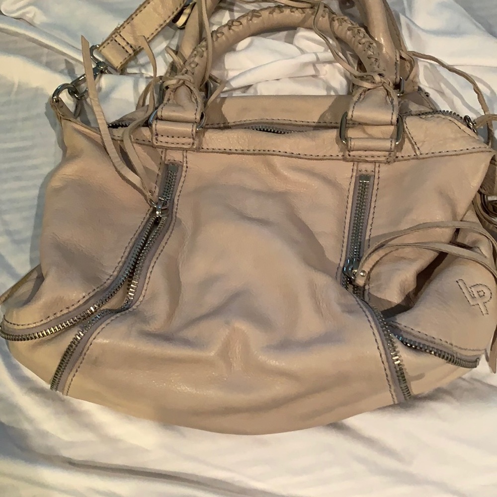 Linea pelle